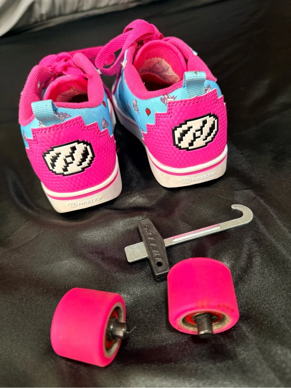 Heelys Blue Sneakers with Pink Laces and Trim, Removable Wheels
